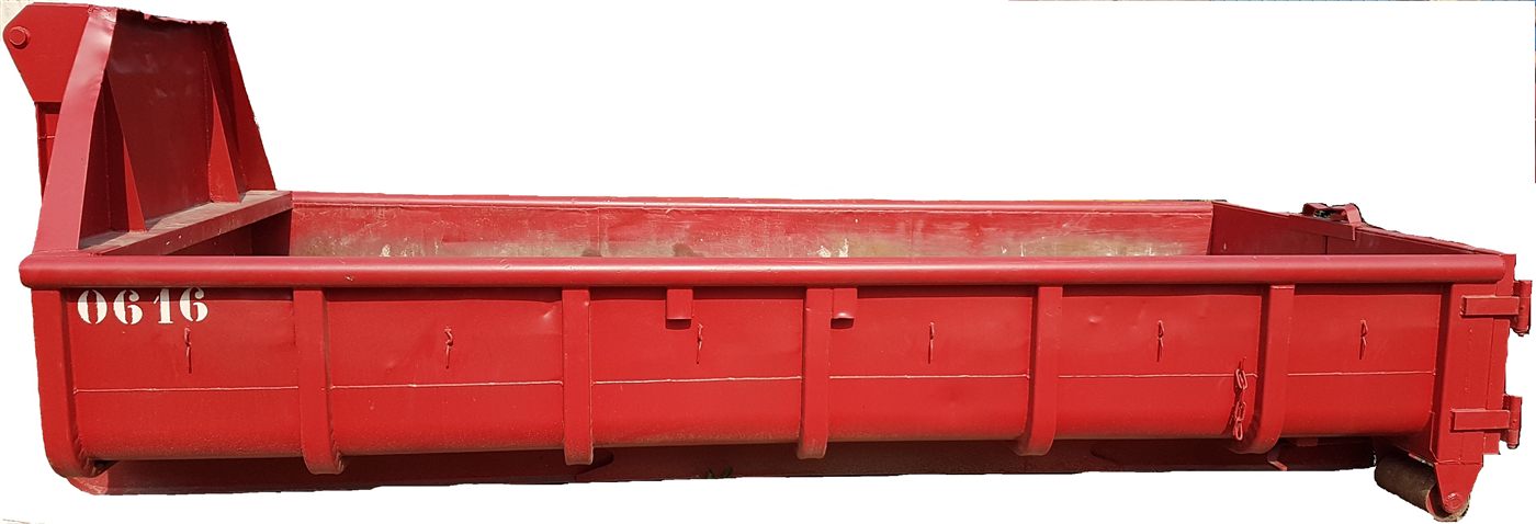 Roter Abrollcontainer mit sechs Kubikmetern Fassungsvermögen